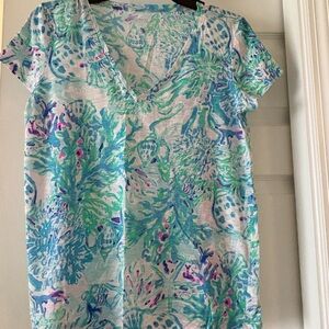 Lilly Pulitzer Vibrant Coral Reef V-Neck Tee